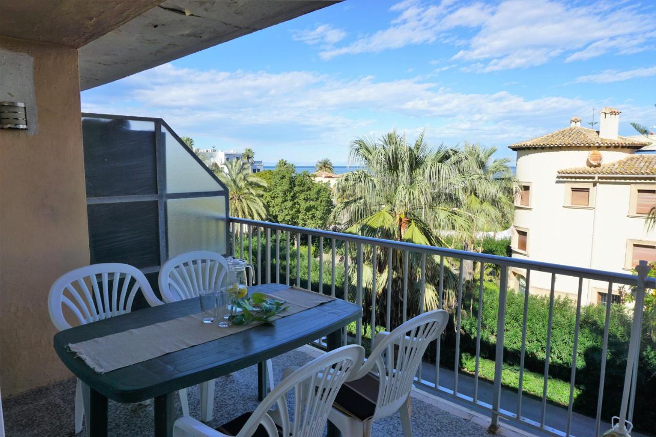 Apartamento Maria Elena A Solo Unos Pasos De La Playa Les Bovetes Denia Exterior photo